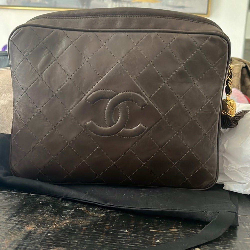 100% AUTHENTIC Chanel Vintage Camera Bag